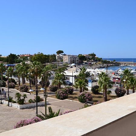 Casa Vacanze Laura Isola delle Femmine Ngoại thất bức ảnh