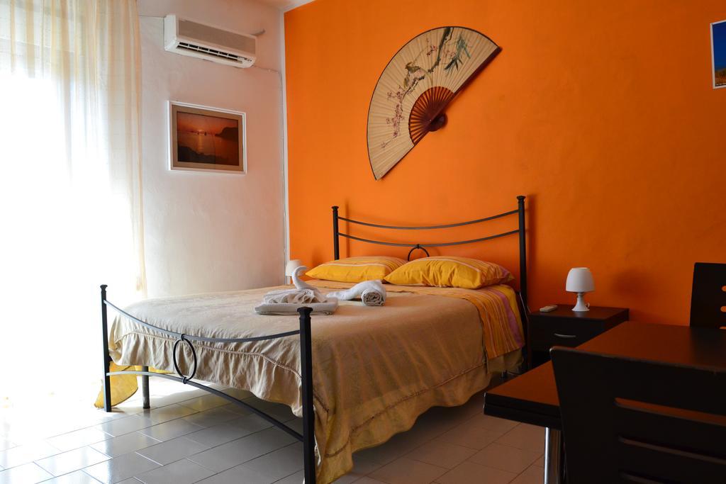 Casa Vacanze Laura Isola delle Femmine Ngoại thất bức ảnh