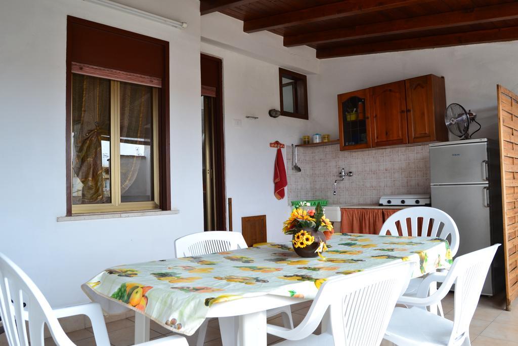 Casa Vacanze Laura Isola delle Femmine Ngoại thất bức ảnh
